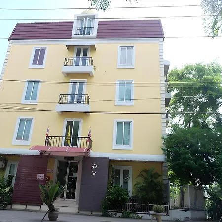Oyo 75429 - 101 Place Navanakorn
