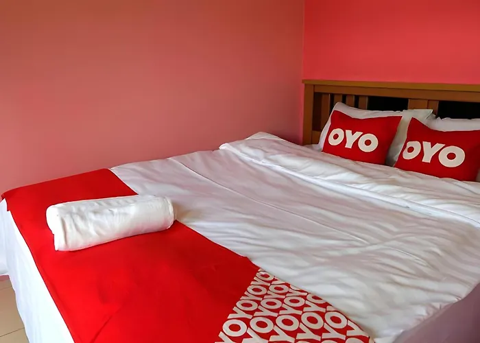 Oyo 75429 - 101 Place Navanakorn Hotel Bangkok