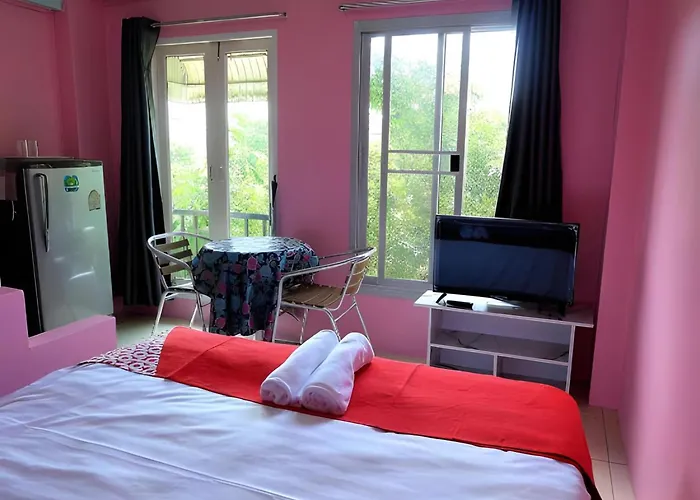Oyo 75429 - 101 Place Navanakorn Hotel 3*